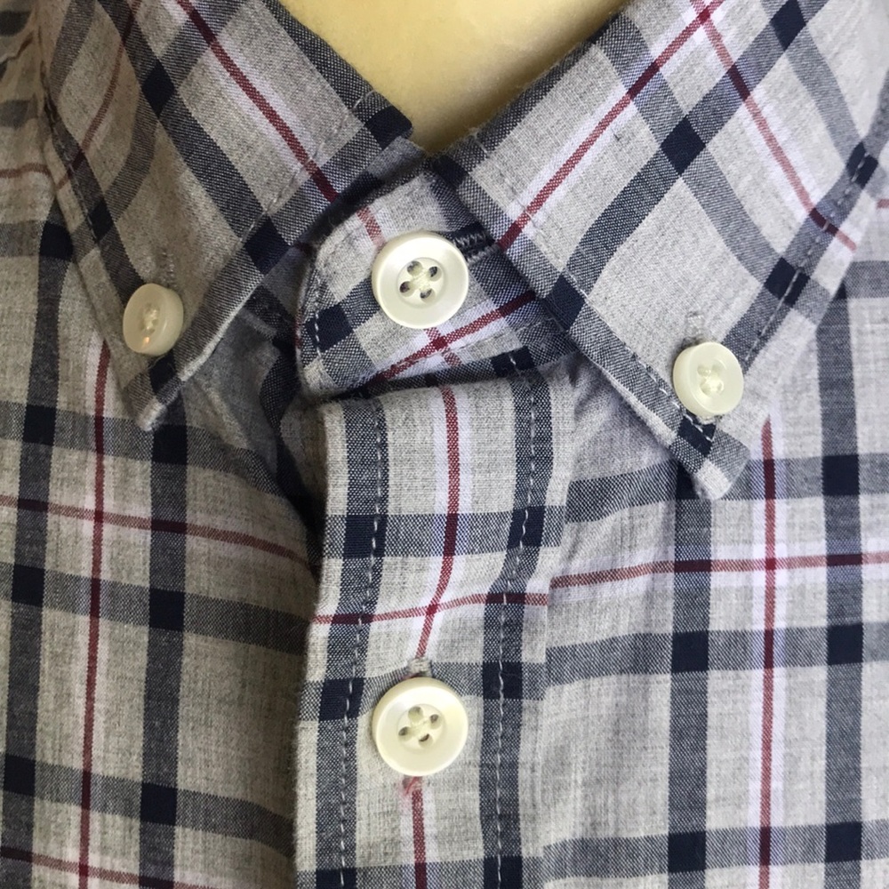 Goodfellow & Co: Short-Sleeve Button Up - Picture 3 of 6
